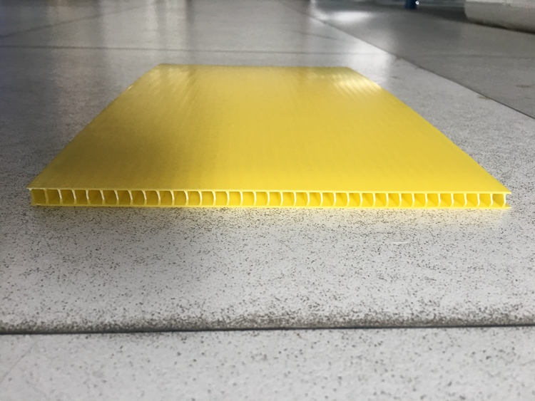 11mm黄色中空板